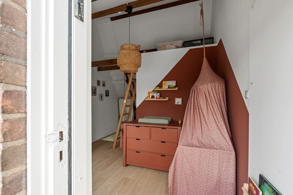 Medium property photo - Leiduinstraat 17-2, 1058 SG Amsterdam